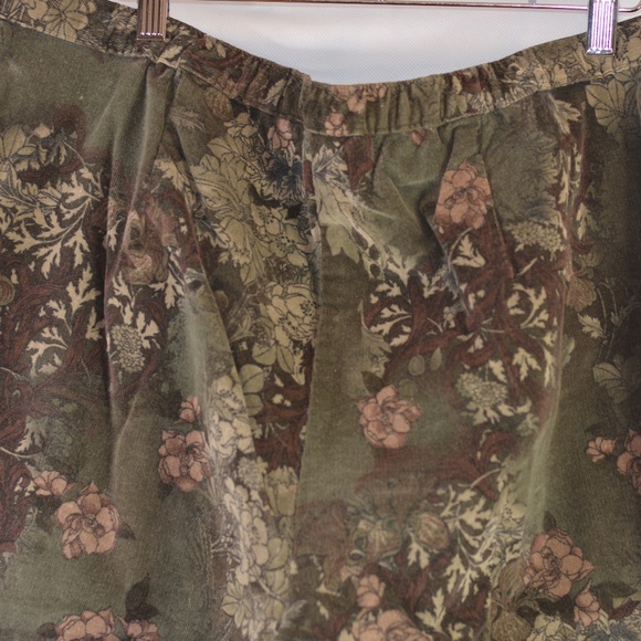 Fine Soft Cord Pants High Waisted SZ 16 Gotcha Covered NWOT - Picture 3 of 9